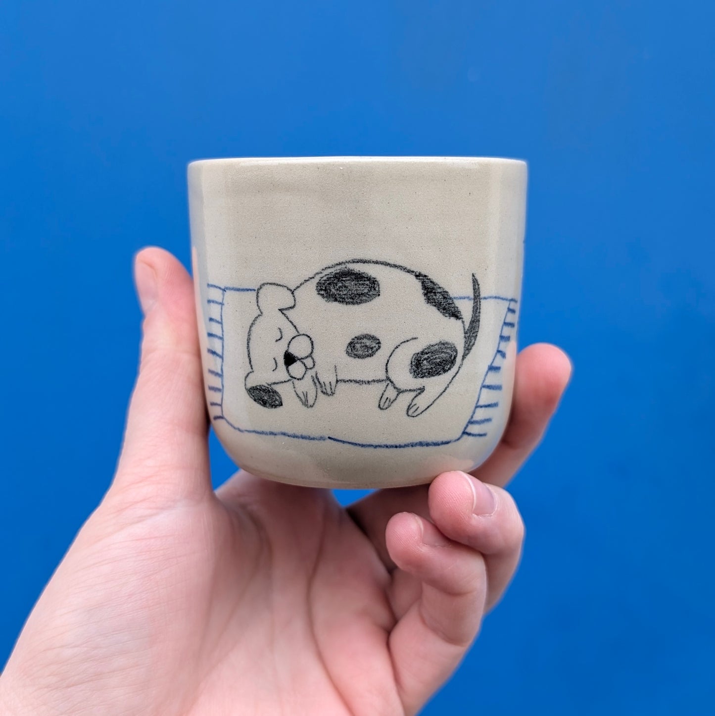 šálka psík spí_180ml