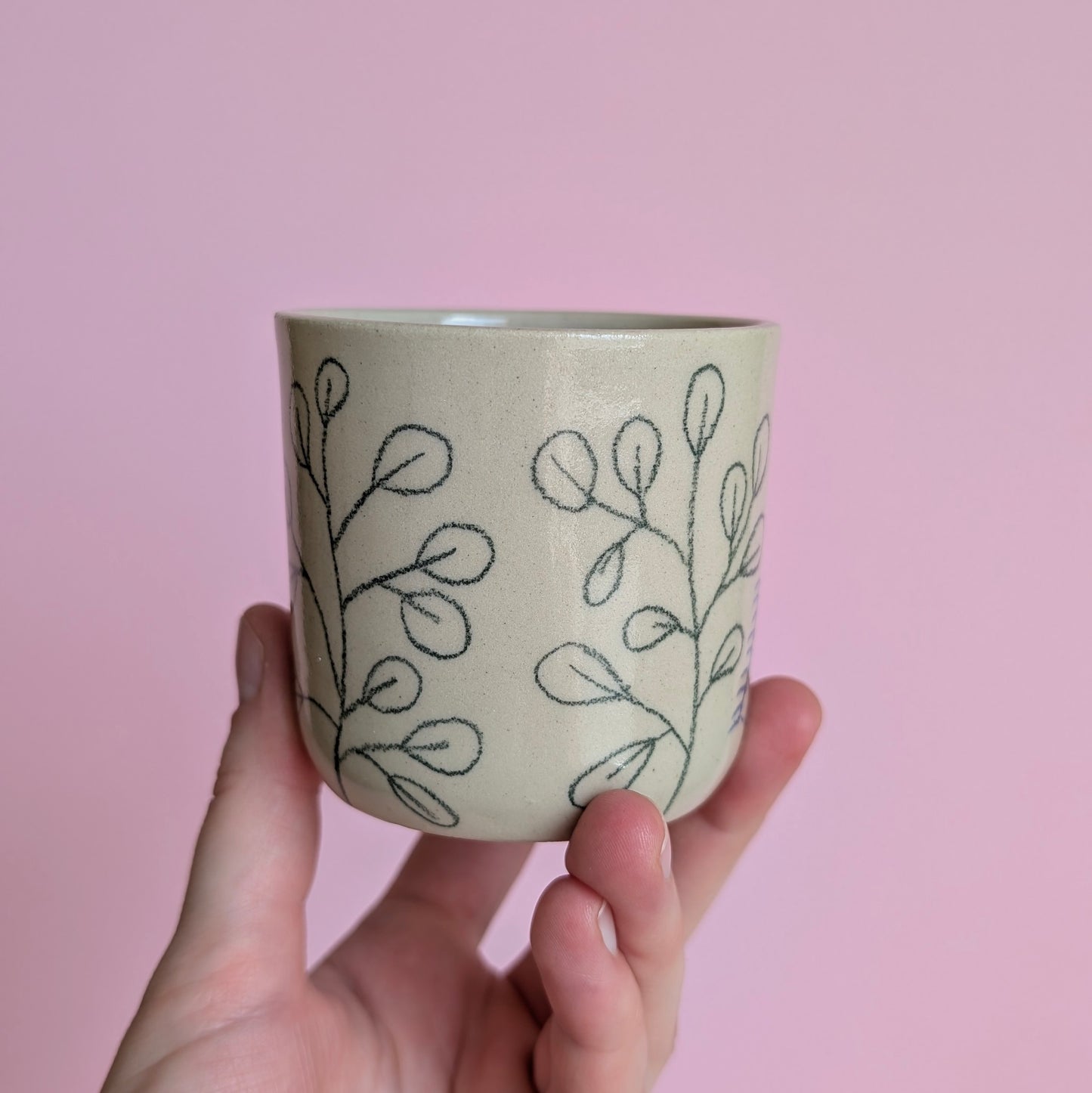 šálka žabka na koberčeku_180ml