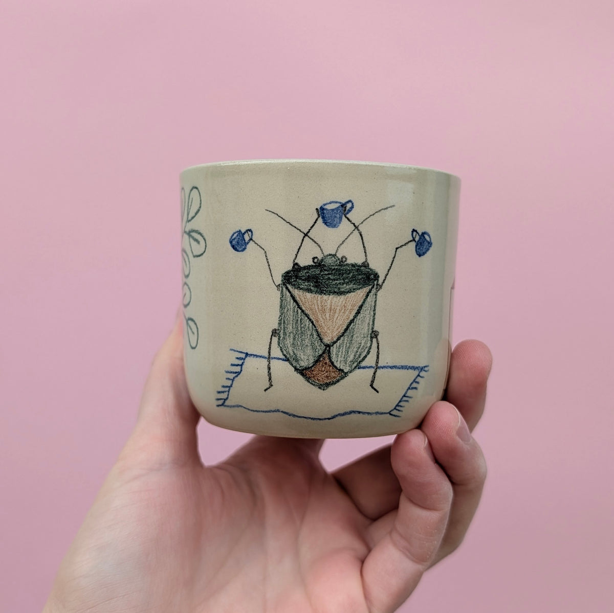 Šálka bzdocha v obývačke_230ml